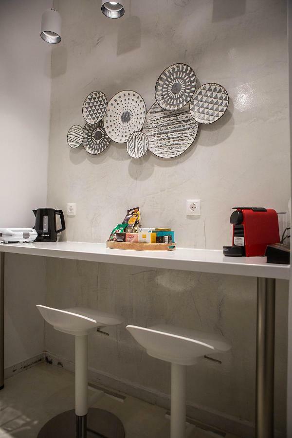 Unique Apartment In Glyfada Center Athena Bagian luar foto